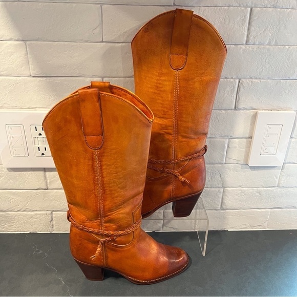 Vintage Nobil’s sz 6 leather cowgirl boots - Picture 2 of 10